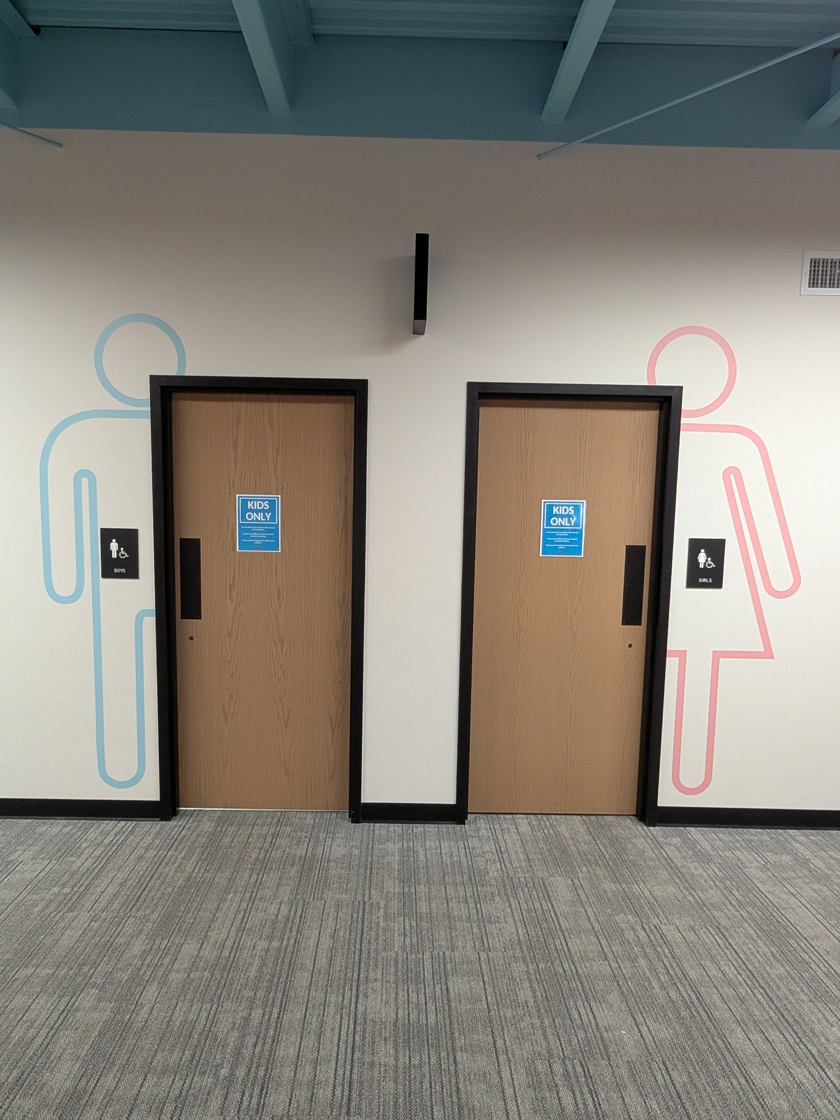 Vinyl Decals, ADA Signage & Blade Signs